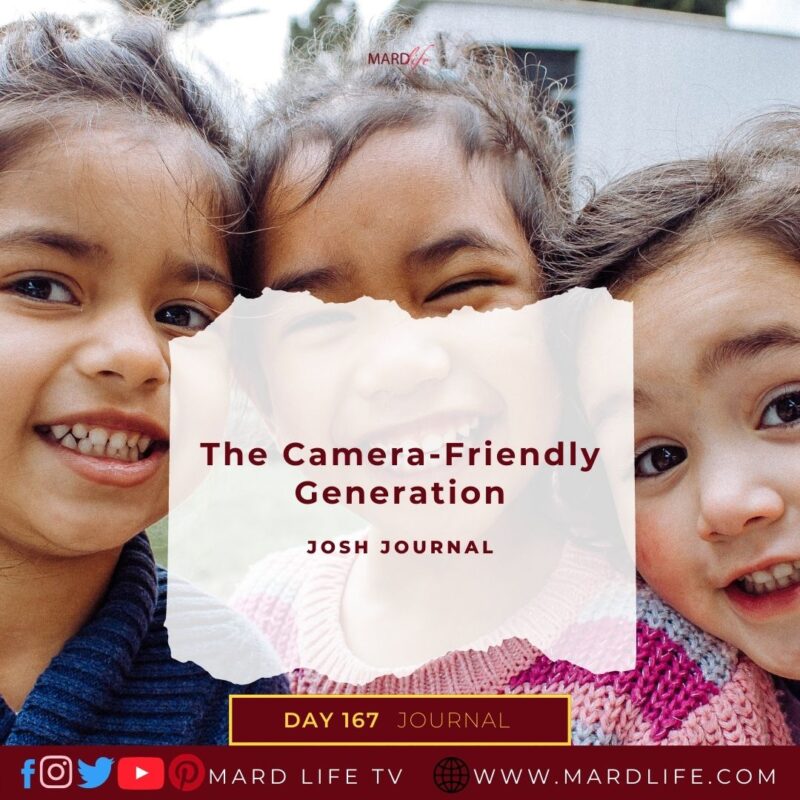 Camera Friendly, Pose, Smile, Friendly, Picture, Photo Time, Photographer, Children, Millennials, Gen Z,